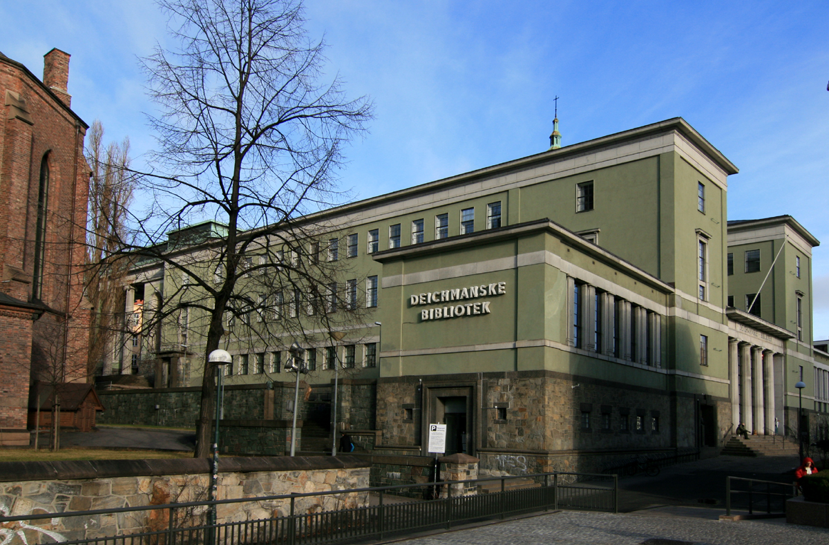 DEICHMAN FLYTTER: Oslo kommune har lagt det gamle hovedbiblioteket på Hammersborg for salg. Biblioteket er bygd 1924-1933. Arkitekt Nils Reiersen. Foto: Wikipedia
